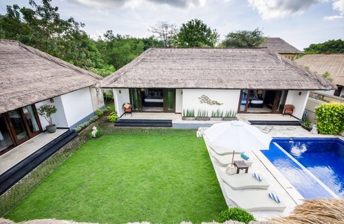 Jimbaran Bay Villa | 3 Bedroom FAMILY VILLA 10min walk from Jimbaran beach
