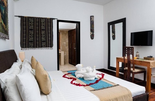 Kuta Selatan Villa | 3 Bedroom Villa, Benoa