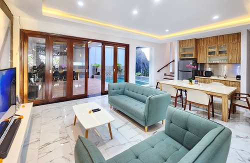 Dewi Sri Villa | 3 Bedroom villa in Seminyak