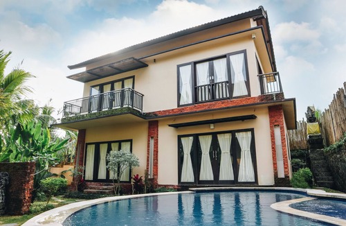 Sebatu Villa | 3 Bedroom Villa with Private Pool in the middle of rice field
