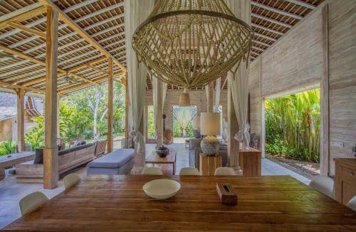 Kerobokan Villa | 300 m² Villa ∙ 5 bedrooms ∙ 11 guests