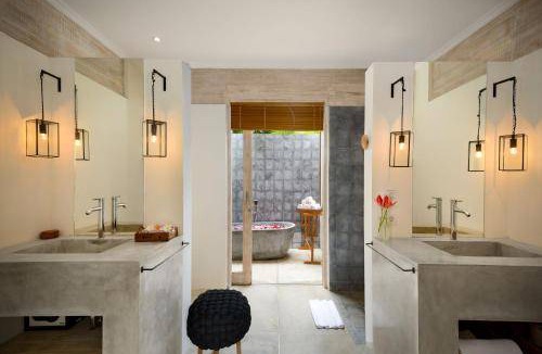 Kerobokan Villa | 300 m² Villa ∙ 5 bedrooms ∙ 11 guests