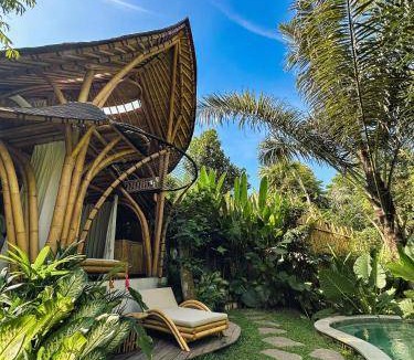 Singapadu Tengah Resort | 320 m² Resort ∙ 2 bedrooms ∙ 4 guests