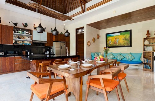 Kutuh Kaja Villa | 350 m² Villa ∙ 3 bedrooms ∙ 6 guests