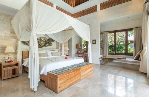 Kutuh Kaja Villa | 350 m² Villa ∙ 3 bedrooms ∙ 6 guests
