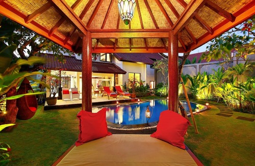 Seminyak Villa | 3Bedroom Spacious Villa Alysha Seminyak Beachside - 10 people
