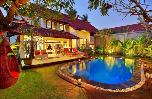 Seminyak Villa | 3Bedroom Spacious Villa Alysha Seminyak Beachside - 10 people