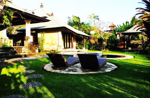 Saba Villa | 3BR Beautiful Villa Queen With Stunning Rice Field