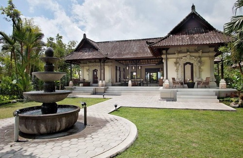 Melayang Villa | 3BR Traditional-Styled Villa Near Ubud! 11Min Drive To The Monkey Forest! W/Pool