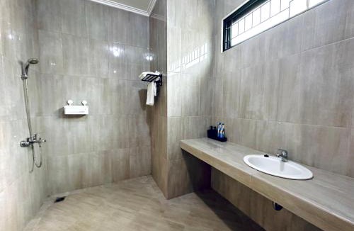 Jakarta House | 4-Bedroom Home in South Jakarta Nuansa Swadarma Residence by Le Ciel Hospitality