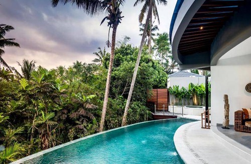 Peliatan Villa | 400 m² Villa ∙ 2 bedrooms ∙ 4 guests