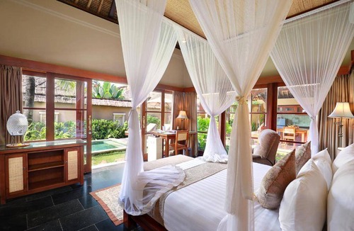 Lodtunduh Villa | 450 m² Villa ∙ 4 bedrooms ∙ 8 guests
