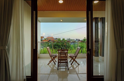 Abiansemal Villa | 4BR Private Pool Villa Near Taman Beji Griya