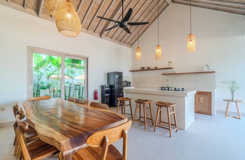 Seminyak Villa | 4BR Villa Vaimala Tropical Home in Seminyak