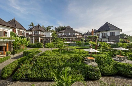 Saba Resort | 500 m² Resort ∙ 3 bedrooms ∙ 127 guests