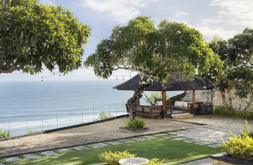 Kutuh Villa | Absolute ocean view 7 bedrooms villa Uluwatu