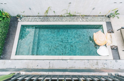 Kerobokan Villa | Affordable 3BR Private Pool Villa near Seminyak & Canggu