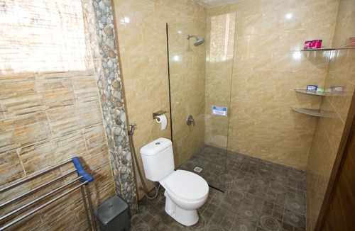 Klumpu Cottage | Affordable Comfy Bedroom and Great Location Near Harbor 5 Min from The Beach