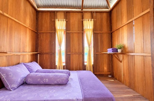 Batudaka Island House | Aisyah Homestay Pulau Papan