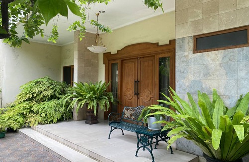 Laweyan House | Aldeoz Villa Ndalem Marwatan Solo