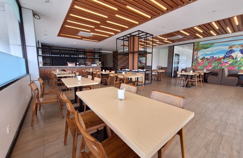 Palangkaraya Hotel | Alltrue Hotel Palangkaraya