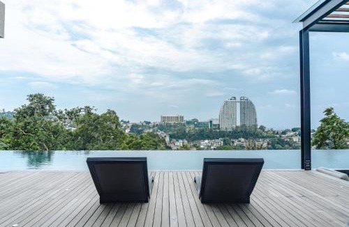 Ciumbuleuit Villa | Amulya Luxury Villa, Dago - 4BR Heated Infinity Pool