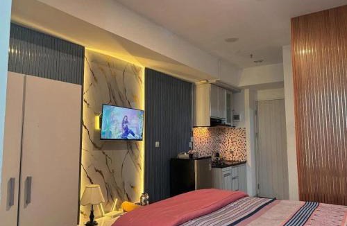 Pekayon Jaya Apartment | Apartemen Grand Kamala Lagoon by Cozy Room