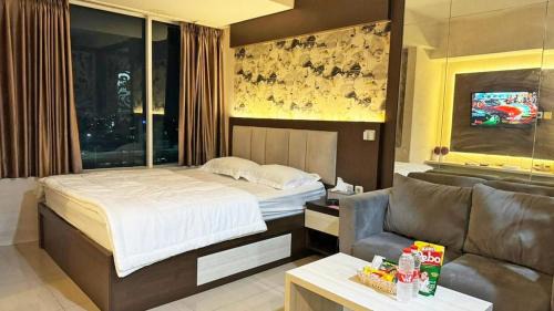 Pekayon Jaya Apartment | Apartemen Grand Kamala Lagoon by Choco Room