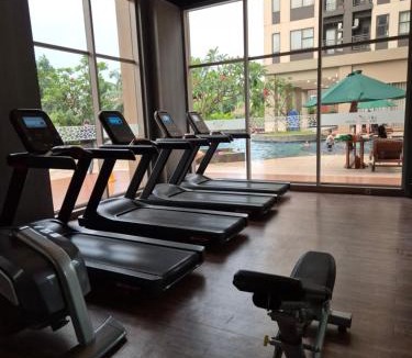 Bekasi Apartment | Apartemen Transpark Cibubur By Bestieroom