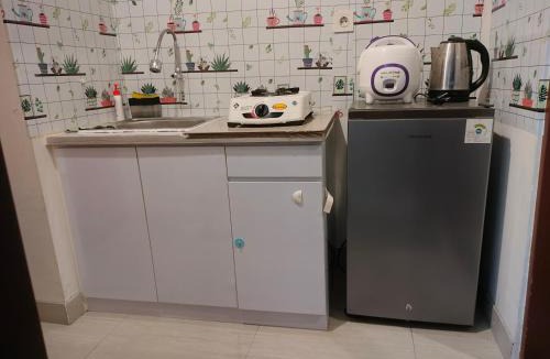 Pekayon Jaya Apartment | Apartment Grand Kamala Lagoon by Whuzz Room