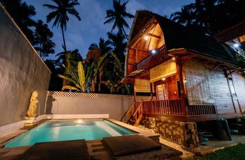 Bongkasa Pertiwi Villa | Ari sari joglo