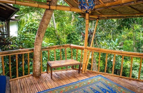 Nyuh Kuning House | Art river house - Antique tranquil retreat