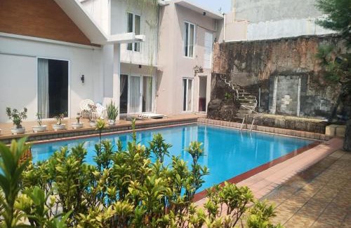 Klender Hotel | Aryani Suites Syariah