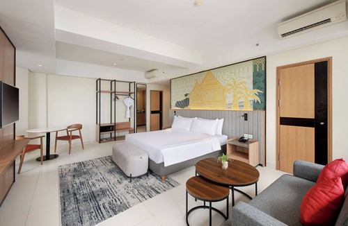 Losari Hotel | Aston Inn Pantai Losari Makassar