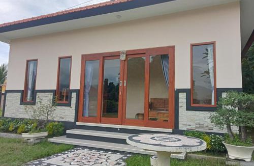 Anturan House | Bagus ayu Lovina homestay