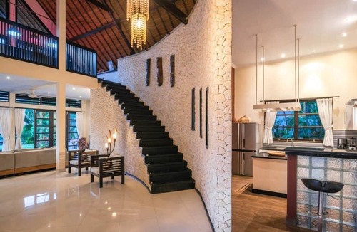 Banjartegehe Villa | Bali luxery beach villa near lovina