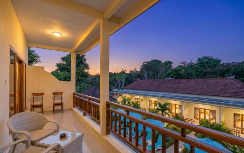 Mushroom Bay Resort | Bali Nusa Cottage