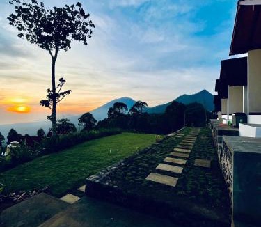Songan House | Bali Sunrise Cabin