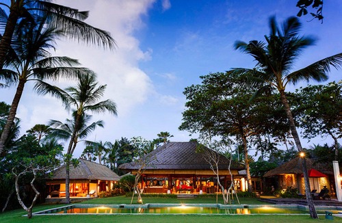 Mengwi Villa | Bali Villa 1023: Ocean Bliss & Poolside Serenity
