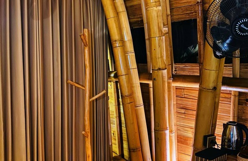 Sidemen Villa | Bamboo house EcoBreeze