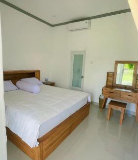 Kutuh House | Bay In Guest House