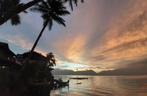 Maninjau Hotel | Beach Guest House