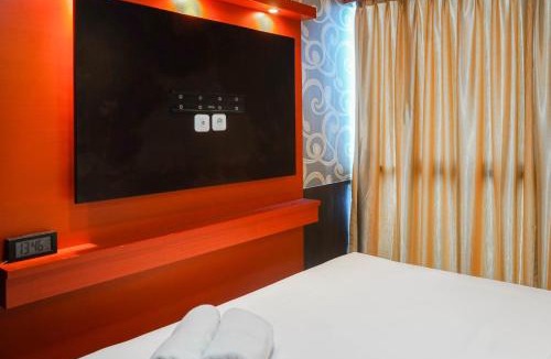 Kayu Putih Apartment | Best Price 2BR at Tifolia Apartment By Travelio
