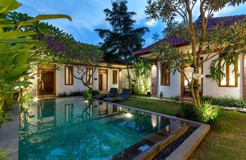 Nyuh Kuning Villa | Bijia Villa w Private Pool - Peaceful Quiet Luxury Villa - Near Monkey Forest