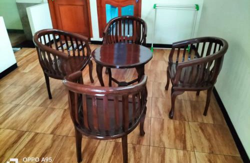 Sidoarjo House | Bito Homestay