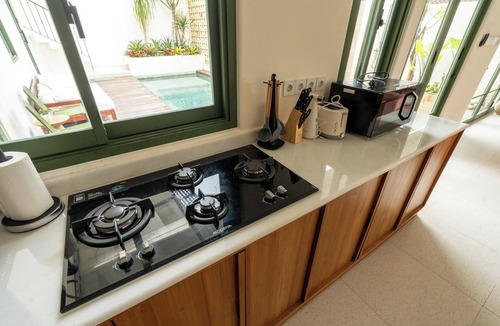 Babakan Villa | Boutique 4BR Villa With Private Pool & Balcony Suite