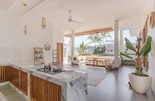 Munggu Villa | Brand New 3 BDR Villa+Ricefield Views+Beach Access