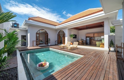 Umalas Villa | Brand NEW Paradise Villa, Huge Pool, Best Location