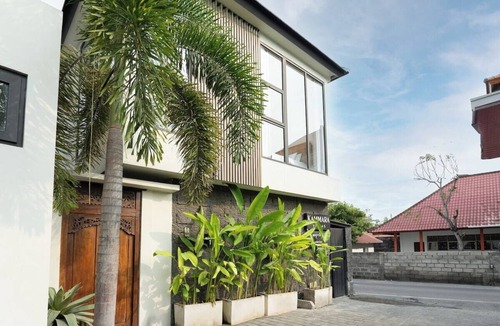 Batu Bolong Villa | Brand NEW Villa+Amazing Jungle View+Huge Pool+4BDR