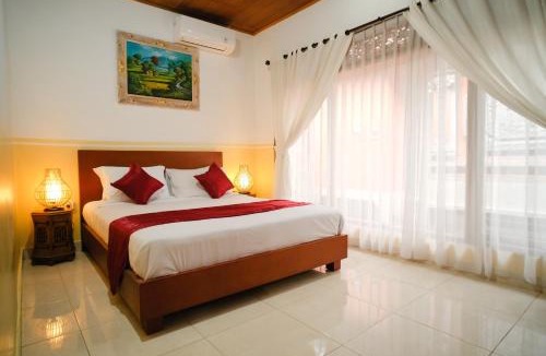 Sambahan House | Brata's 2 Bedrooms Homestay with Private Kitchen